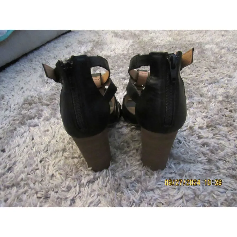 Sleek Black Chunky Heel Shoes – Faux Leather, Size 7